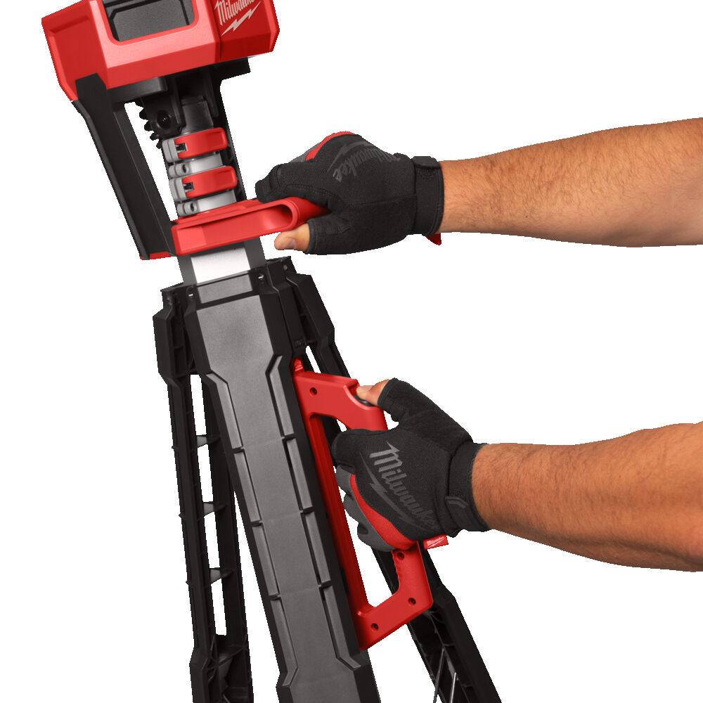 Milwaukee M18 Trueview jobsite stand lighting
