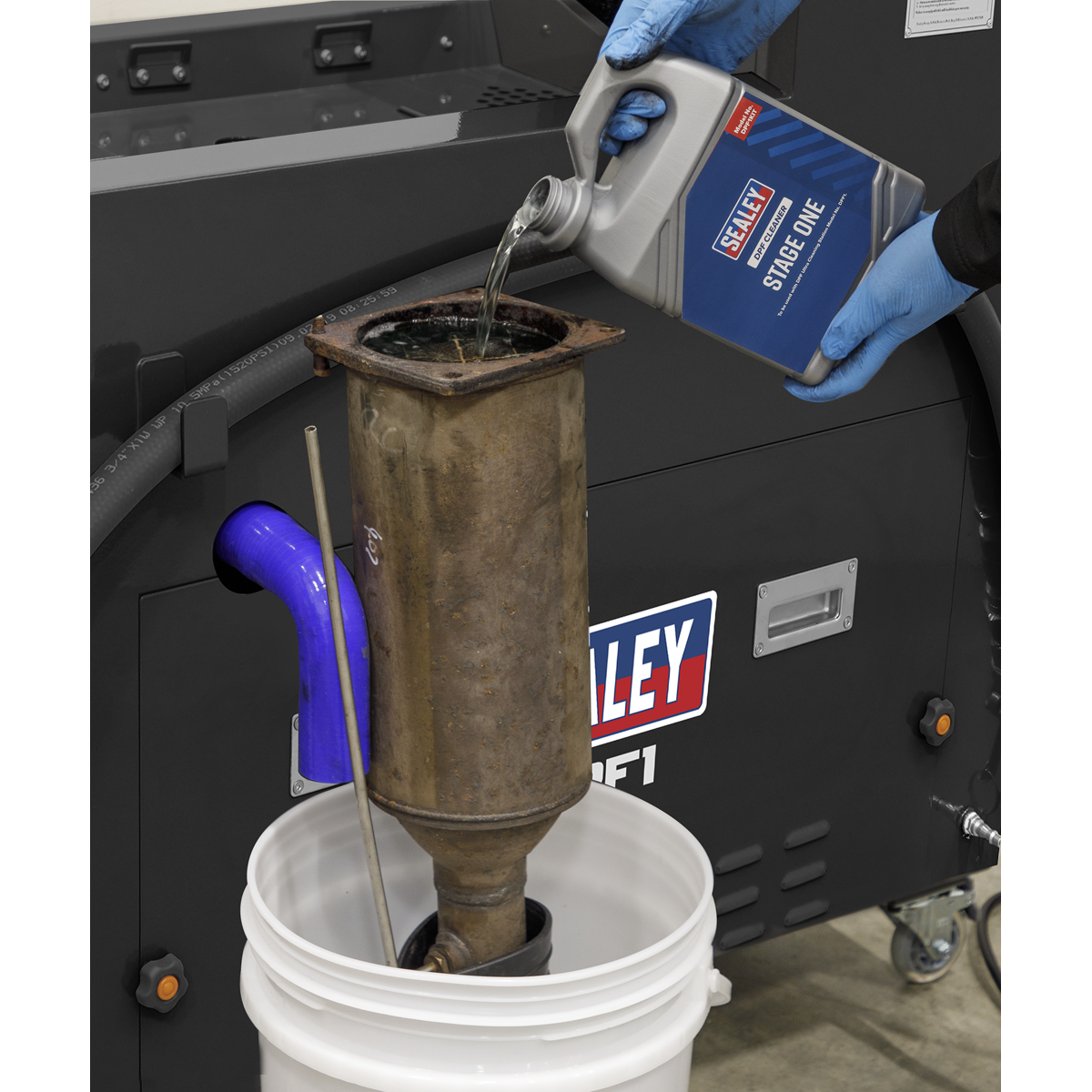 ultra cleaning chemical is a unique solution specially formulated to safely lift impurities from the DPF