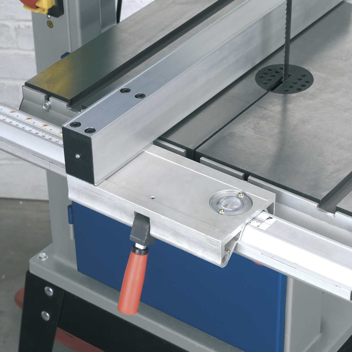 Bearing-mounted blade wheels and belt drive induction motor provide smooth operation.