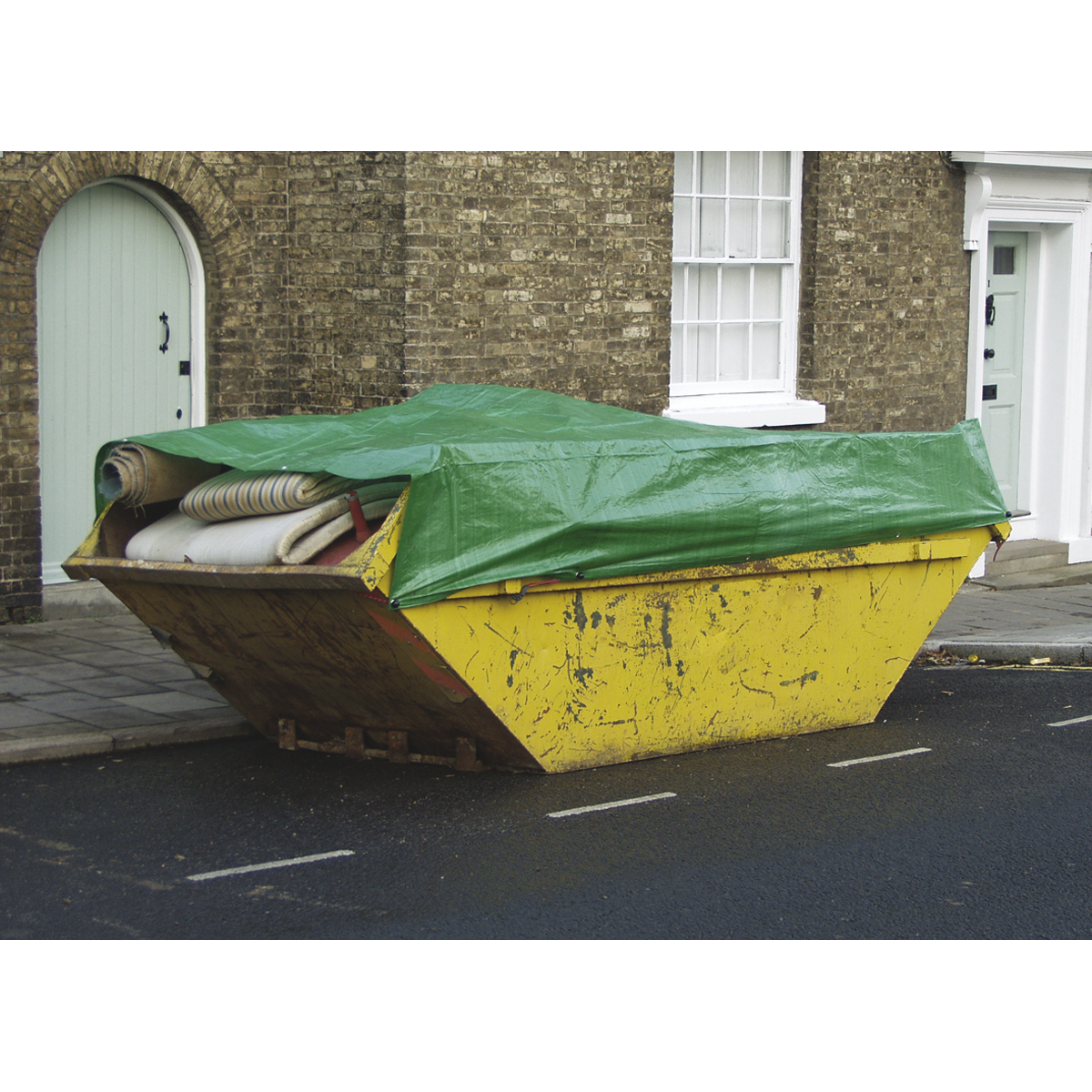 green tarpaulins are suitable for farm, garden, bodyshop, garage, boat yard and leisure use.