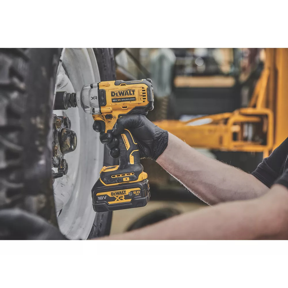 DeWalt DCF891N-XJ 18v XR Brushless 1/2" High Torque Compact Impact Wrench (Body Only)