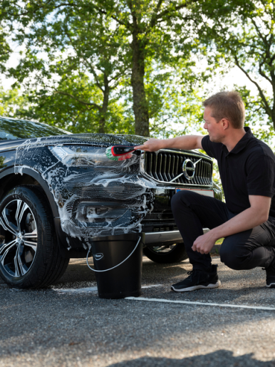 Reliable washing brush for your car