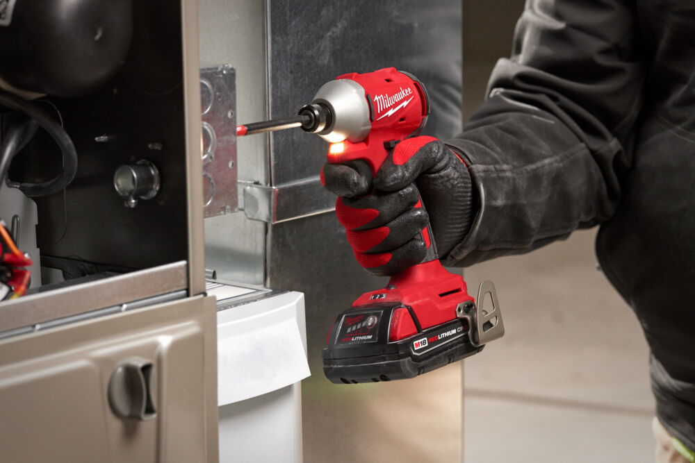 impact driver Brushless motor technology delivers 190 Nm of torque, 3600 rpm and 4900 ipm