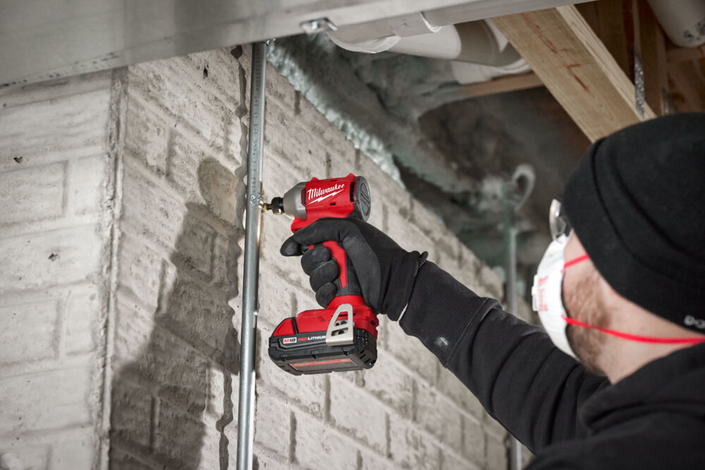 Brushless impact driver measures only 112 mm in length making it ideal for working within confined spaces