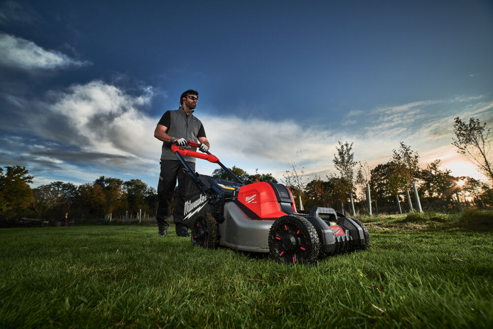 Milwaukee dual battery powered mower