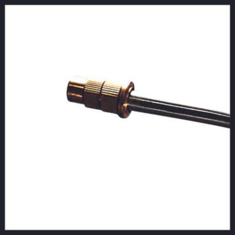 Spray lance with lockable operating button