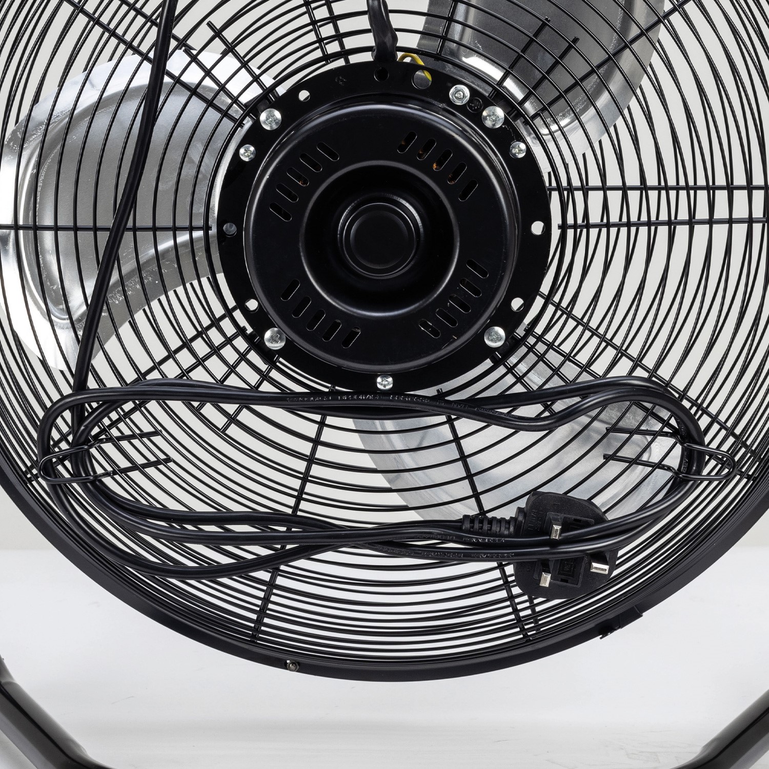 SIP 3 speed powerful workplace 16" floor fan