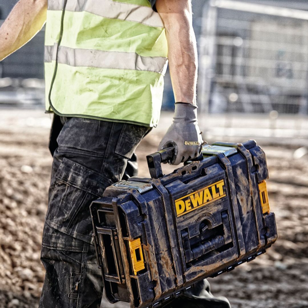 Weather-Resistant Design: The DS150 from DeWalt ToughSystem is designed to withstand harsh conditions, protecting your tools from the elements.