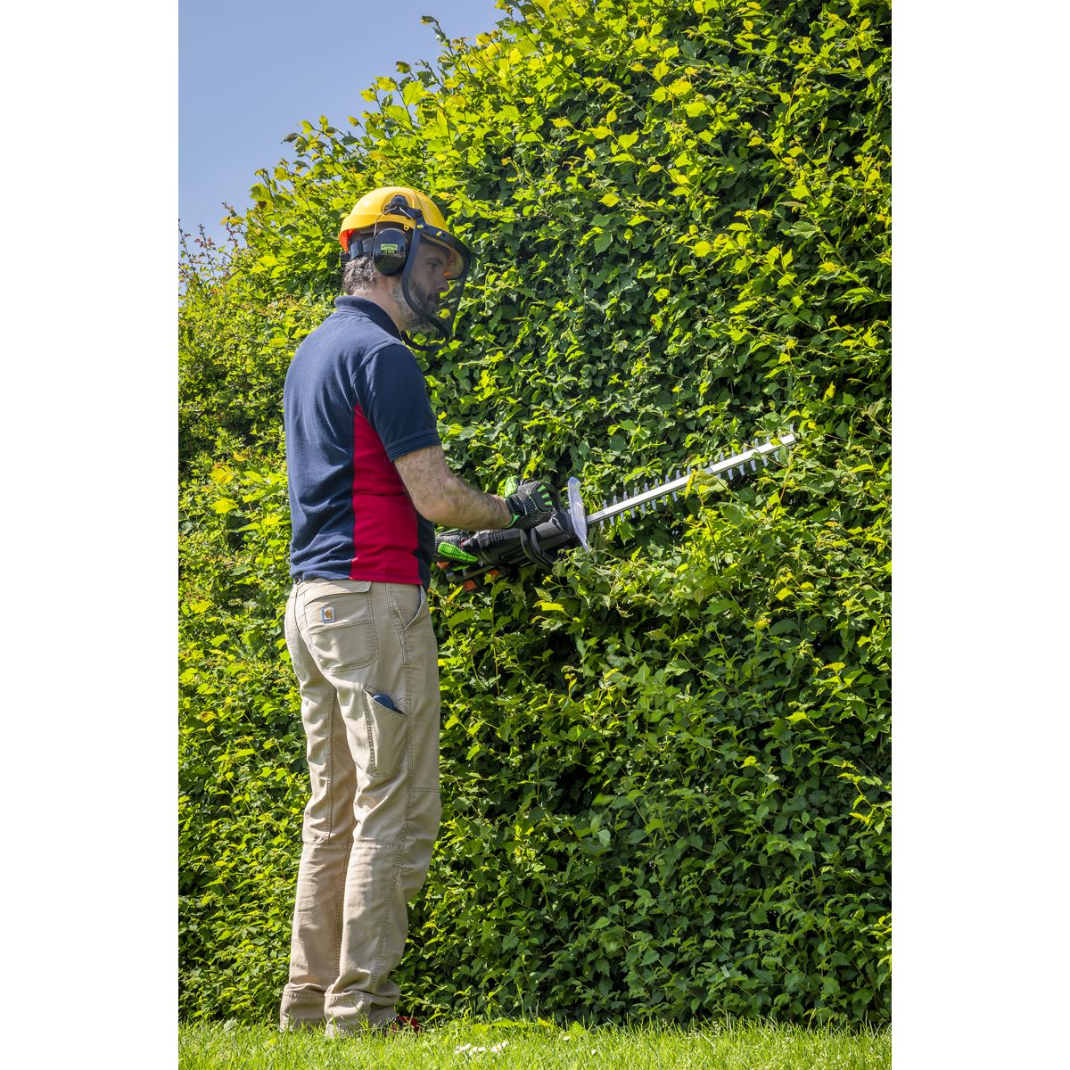 Sealey cordless hedge trimmer CP40VHT