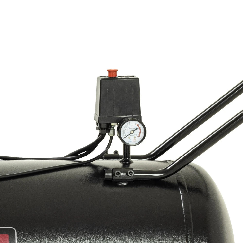 14CFM piston displacement and 10CFM free air delivery (FAD)
Powerful 3hp (2.2kW) motor and large pump fills receiver more quickly