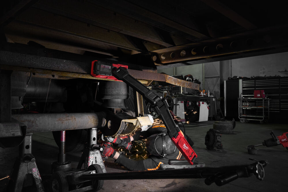 Milwaukee M18 ABL under the bonnet light