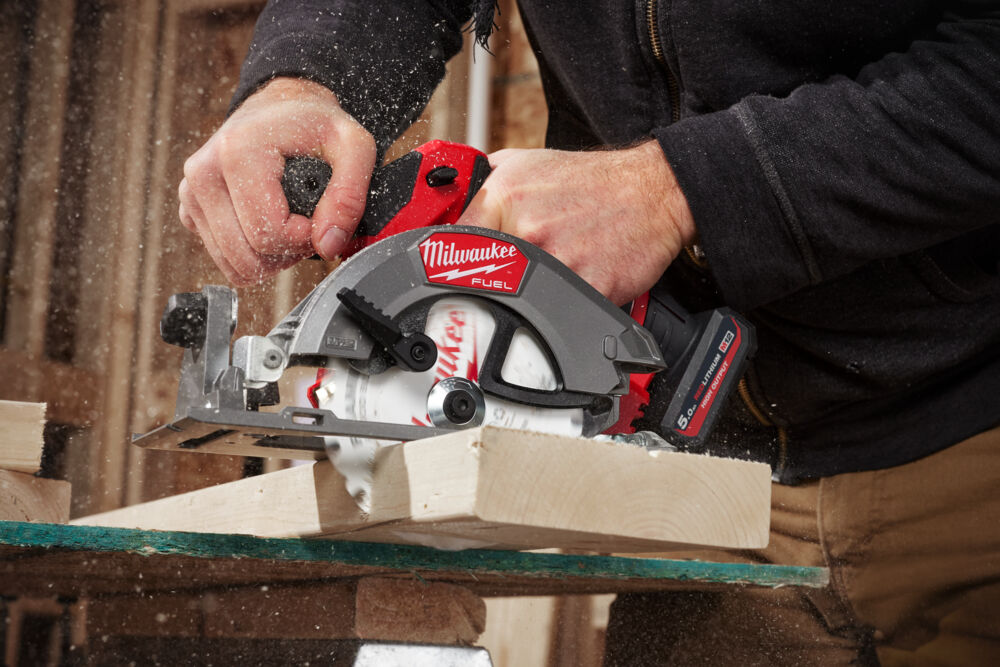 Milwaukee M12FCS442 M12 Fuel Sub Compact Circular Saw