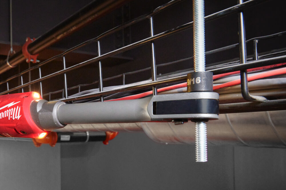 Milwaukee low profile ratchet for access in confined spaces