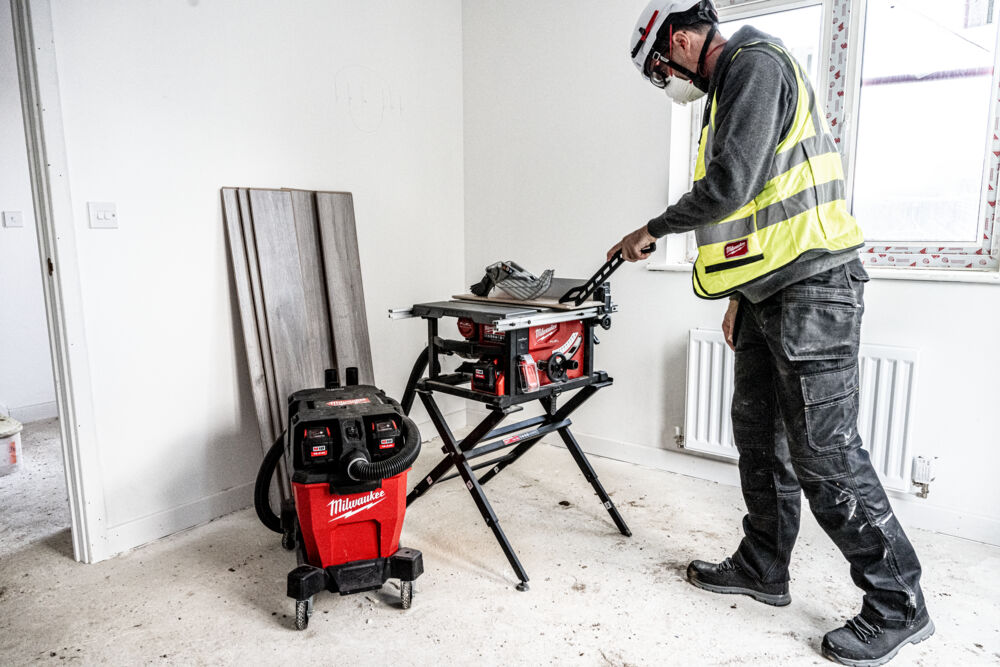 Milwaukee Portable dust extractor  M18F2VC23L