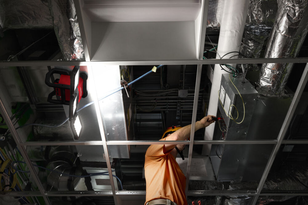 Milwaukee M18 MDTL 18V Multi-Directional Floodlight Light