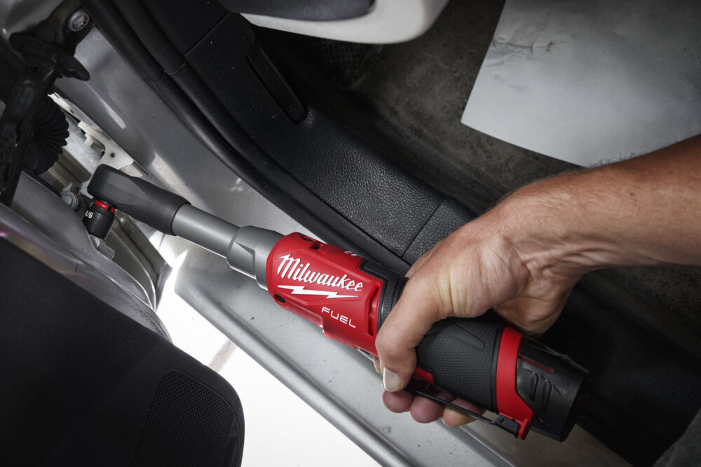 Milwaukee professional low profile cordless 1/4" ratchet