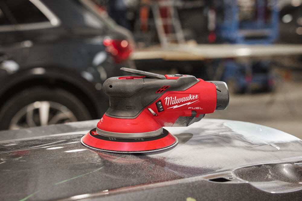 Milwaukee Orbital Sander with variable speeds