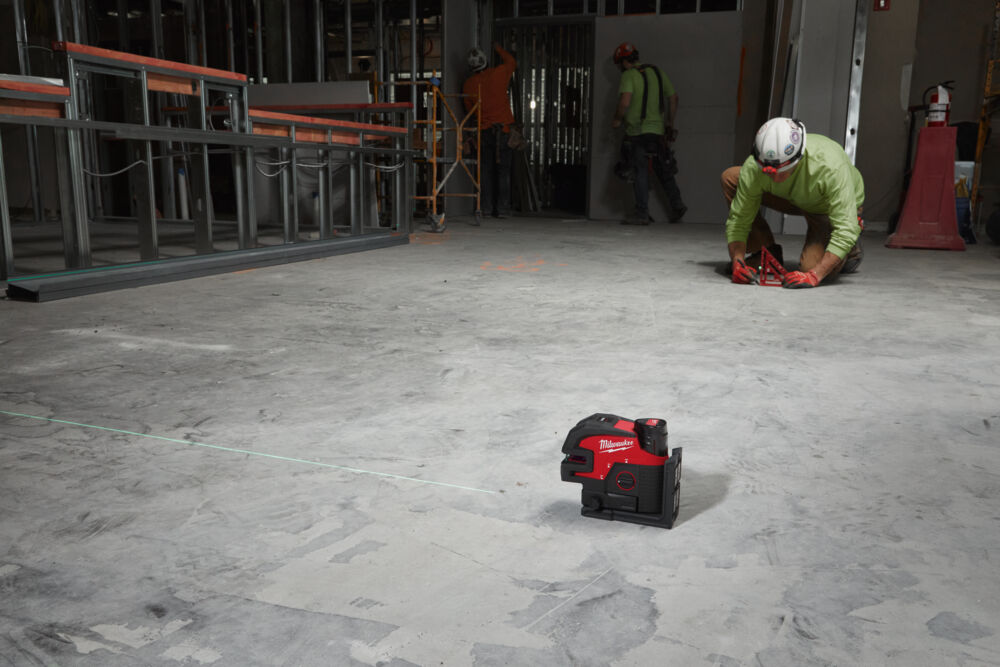 Milwaukee M12CLL4P M12 Cross Line Laser With 4 Points