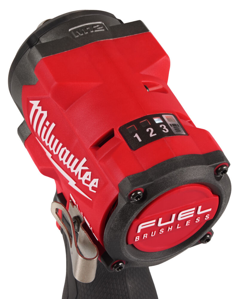 Reliable and very durable 3/8" cordless impact wrench