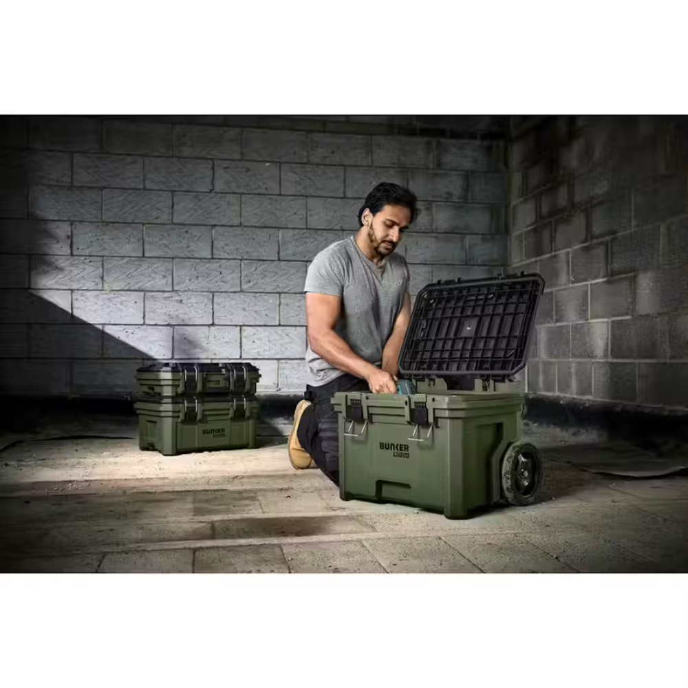 Stackable storage for on-site use