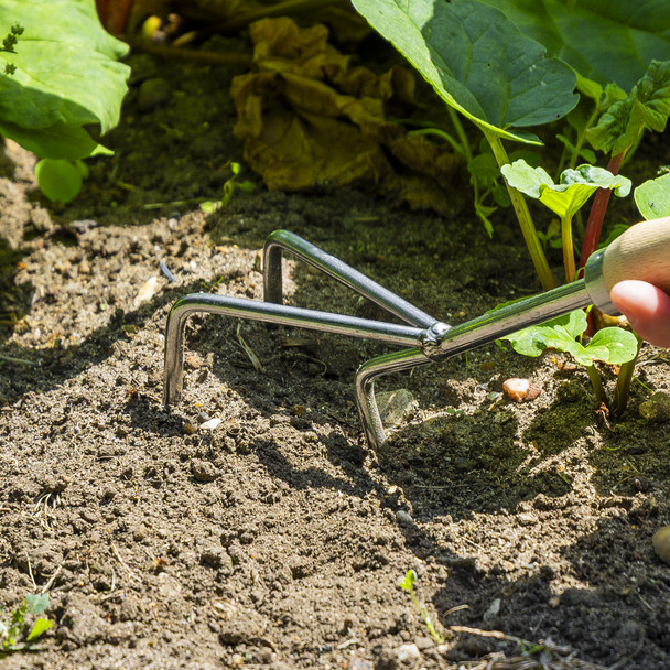 Simple to clean and maintain, this cultivator offers both style and functionality while supporting a greener planet.