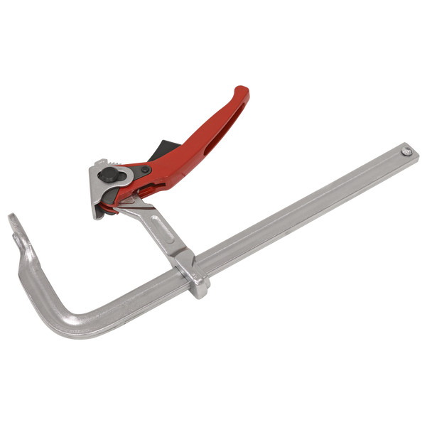 • RATCHET CLAMP – Quick ratcheting clamp with easy release trigger.