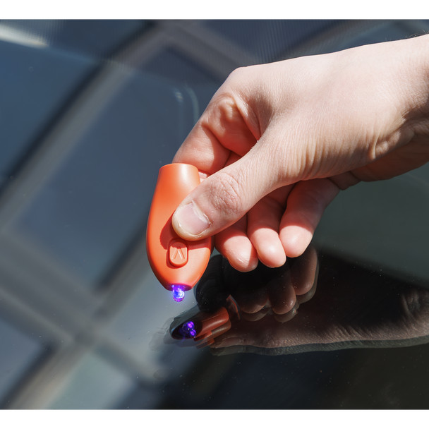 WINDSCREEN CHIPS - Suitable for repairing windscreen chips and small cracks