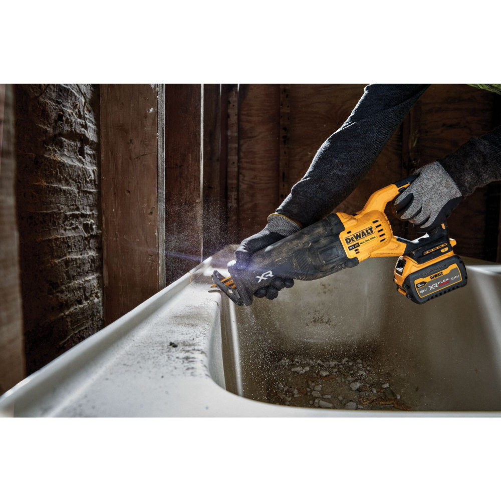 DeWalt 18v XR Brushless cordless Reciprocating Saw