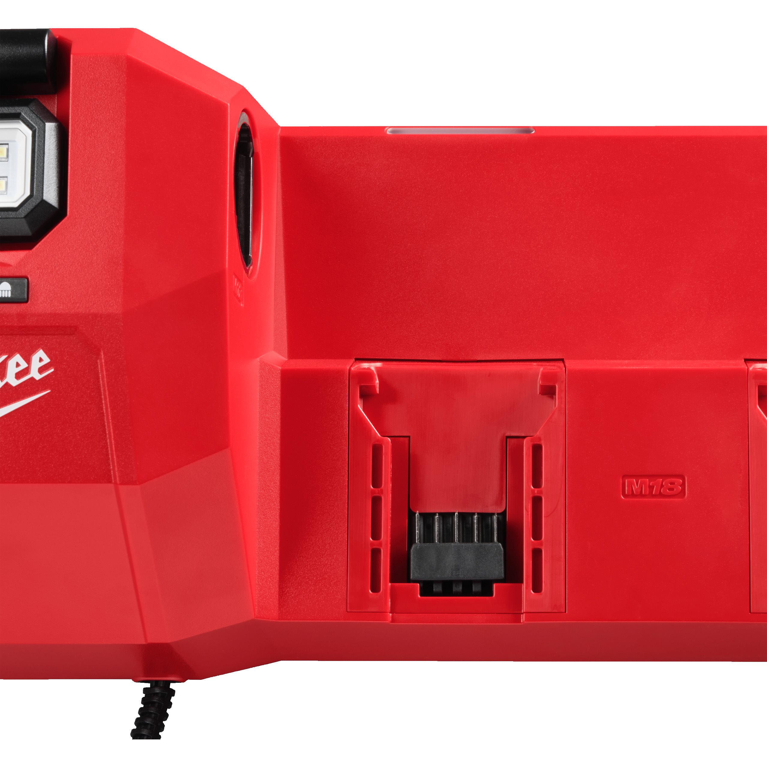 Milwaukee M12 & M18 Charger with personal devices with the two USB-C 15 W ports