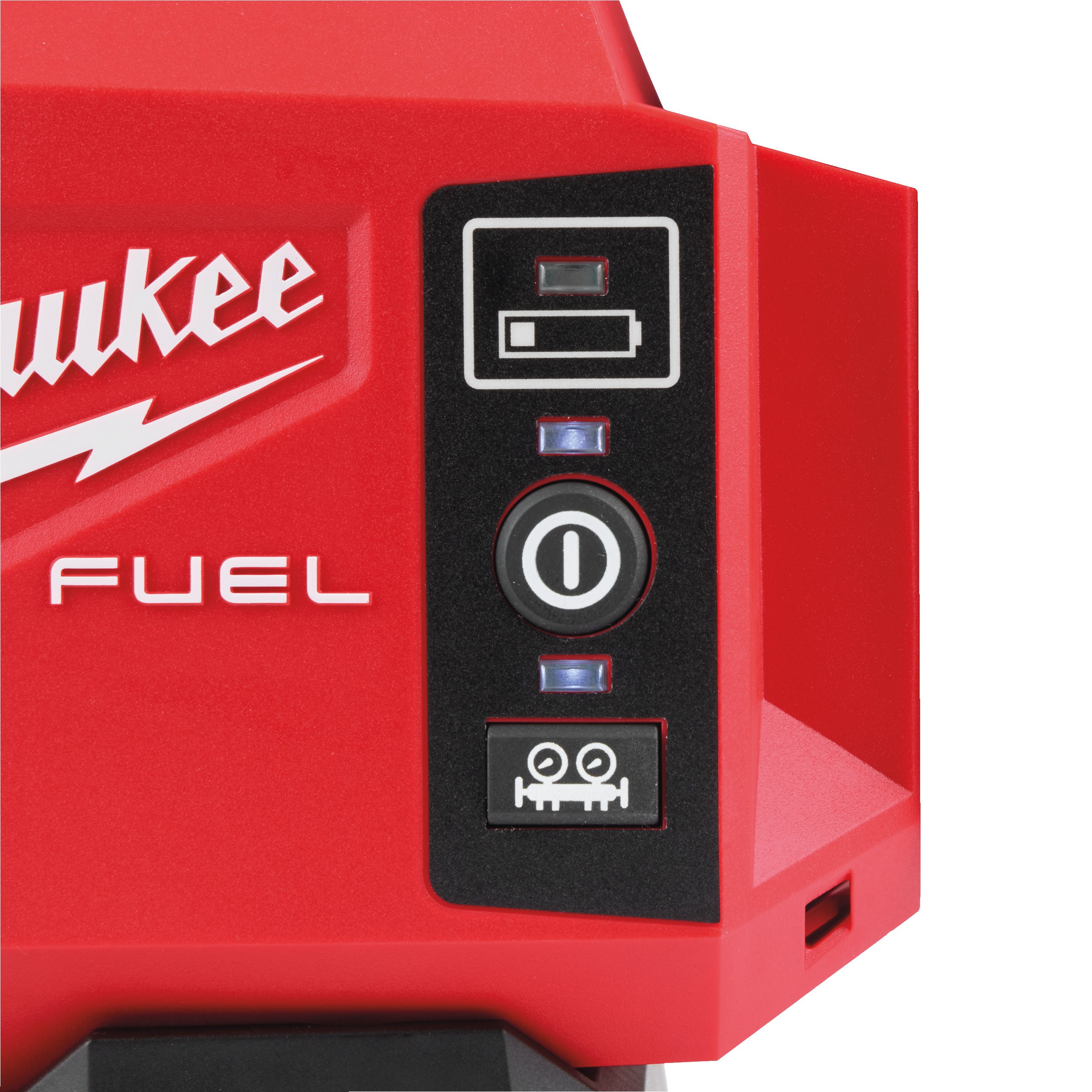 Milwaukee Vacuum Pump allows to vacuum a system without generators or temporary power