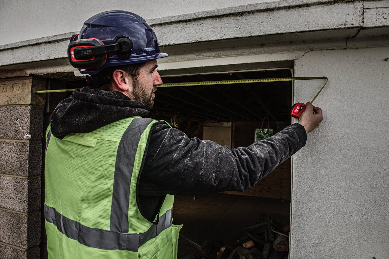 Milwaukee Slim Gen 2 8M Tape Measure 4932498785