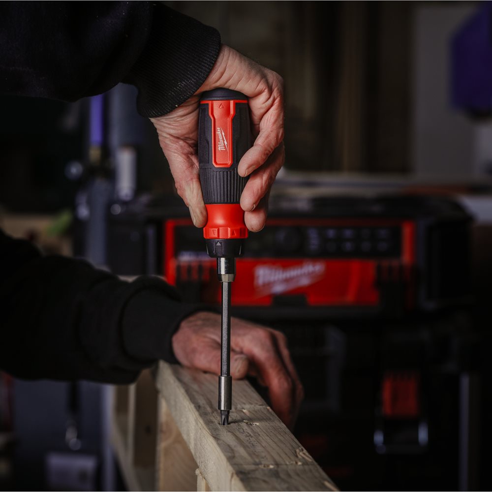 Milwaukee 27 in 1 Ratchet Multi-Bit Screwdriver 4932480583