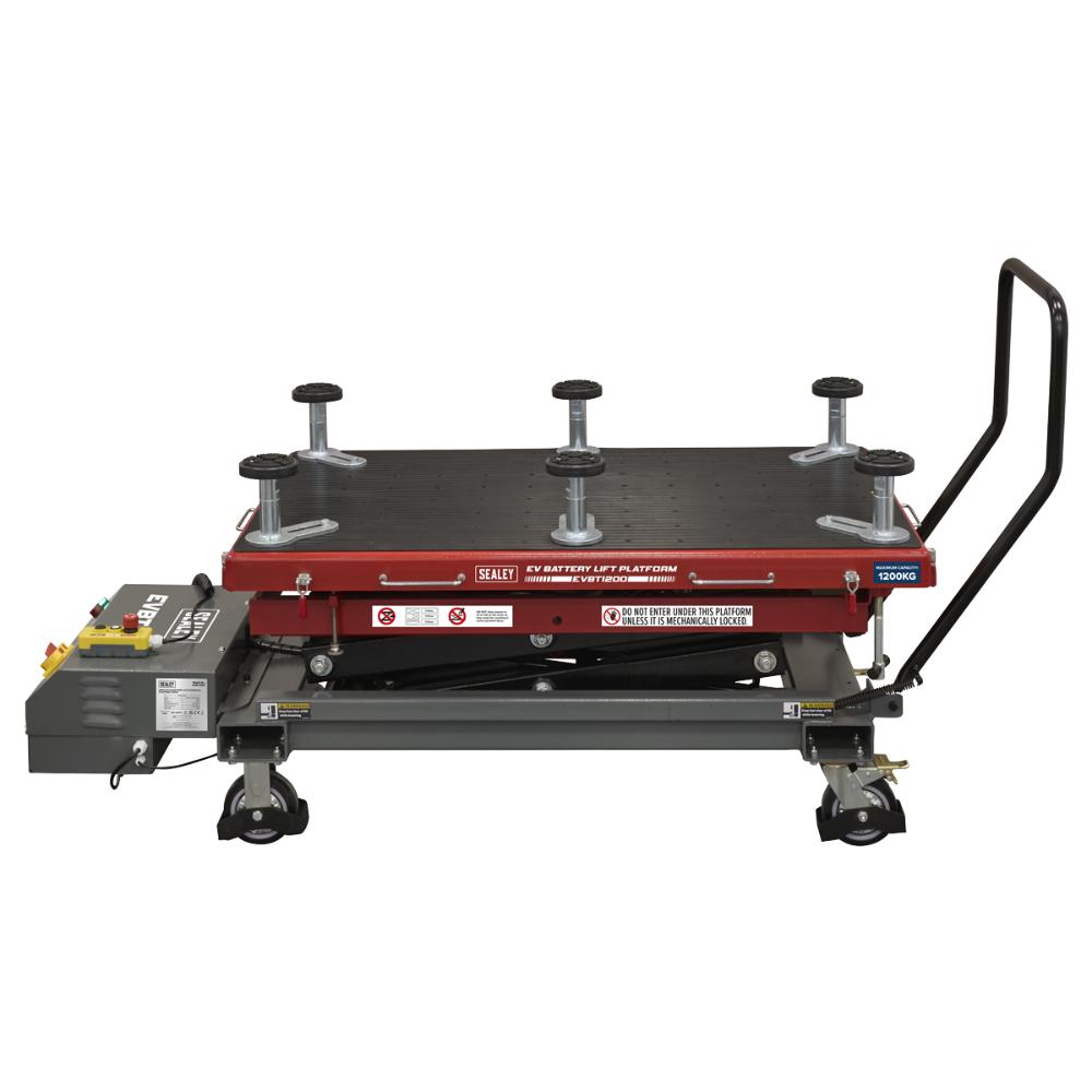 HIGH LIFT VERSION - 1780mm Maximum platform height.