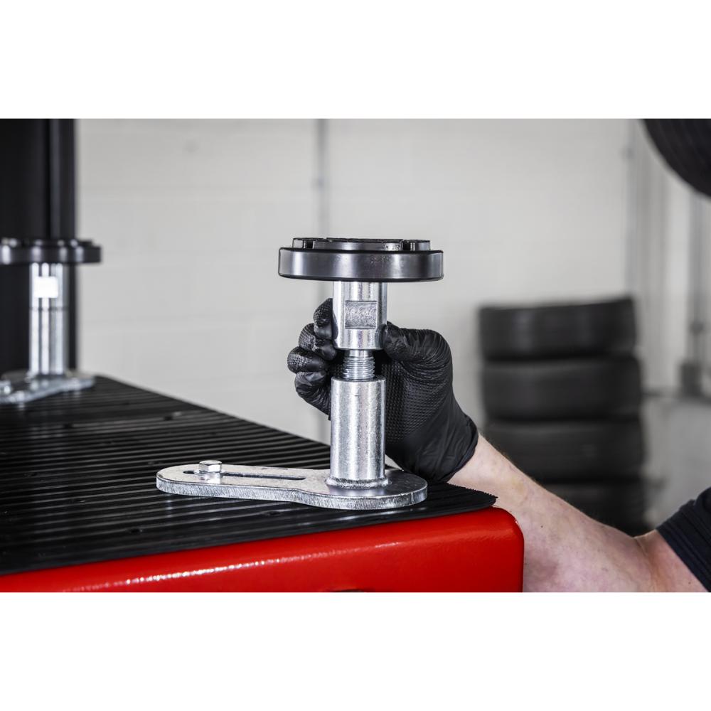 ADJUSTABLE TABLETOP - Multiple adjustments can be made for the removal and installation of most EV vehicle batteries.