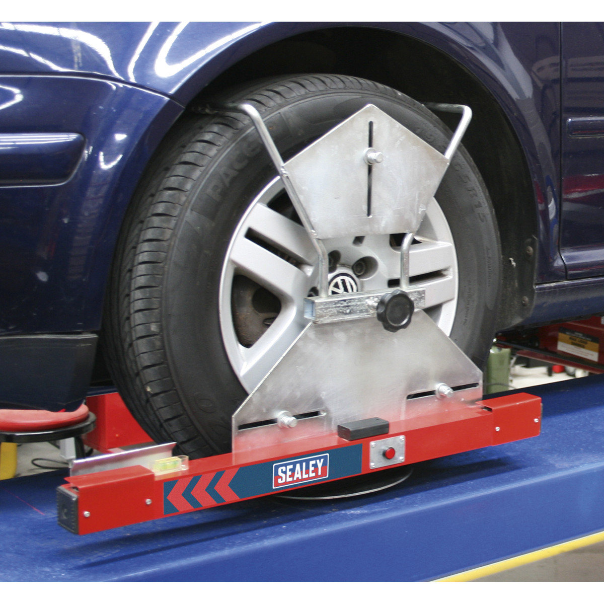 GA70 4-WHEEL LASER WHEEL ALIGNER - Fast, simple and accurate alignment of both front and rear wheels