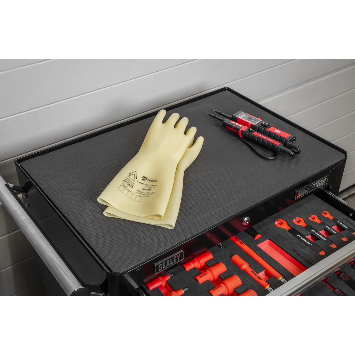 Sealey Rollcab 7 Drawer with Insulated Tool Kit 63pc TBTECOMBO2