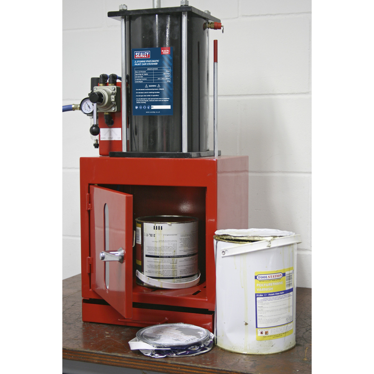 Workshop can crusher