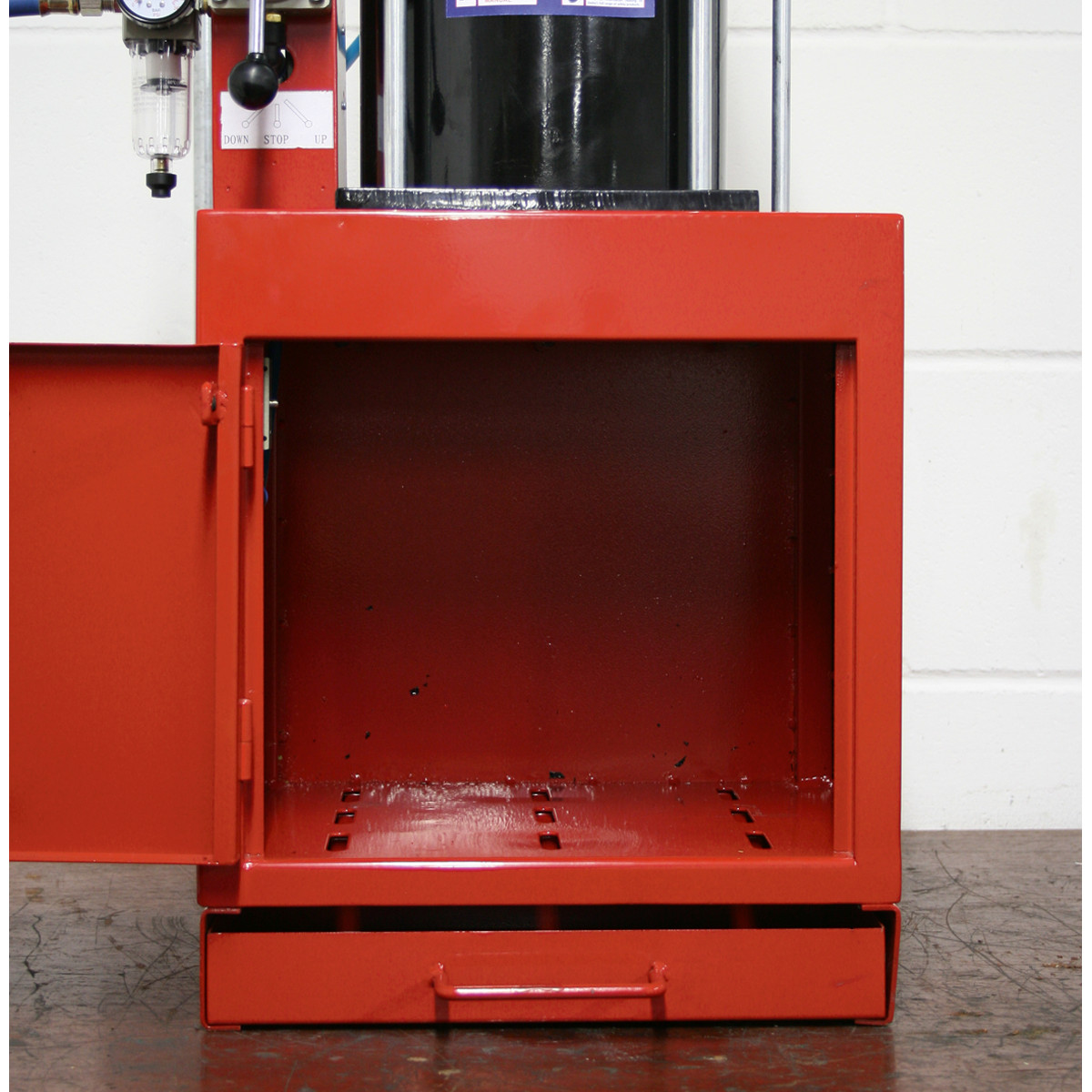 Sealey Pneumatic Paint Can Crusher 2.2 Tonne HCC08