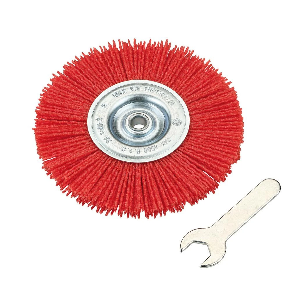 A guiding wheel provides stability and keeps the tool grounded