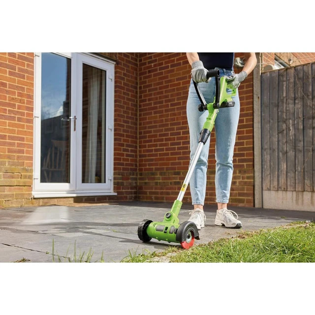 4-in-1 grass trimmer for general maintenance (line cutter) and tougher jobs (plastic cutter) as well as a patio cleaning brush and both metal and plastic discs for cleaning between paving
