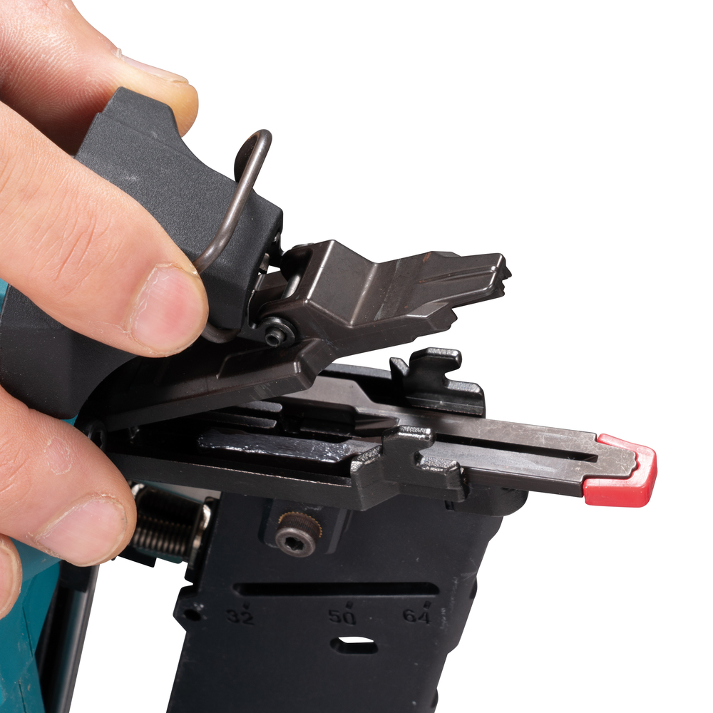 Makita battery powered 18v LXT nailer