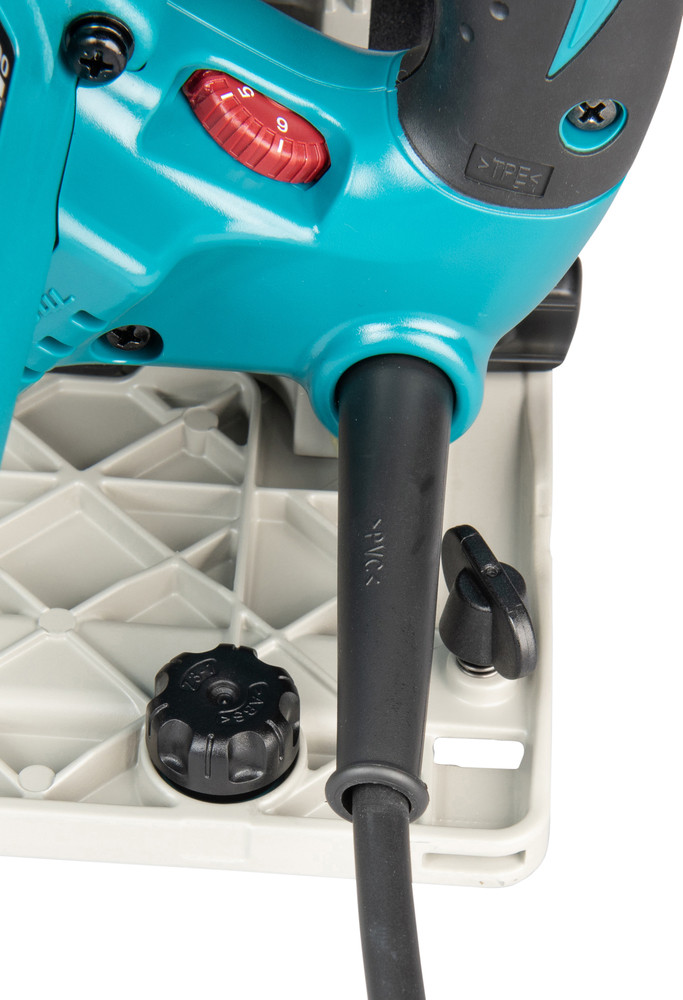 Makita professional 240v plunge saw