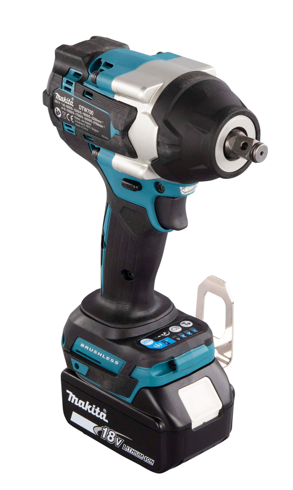 Makita mid torque impact wrench kit DTW700RT