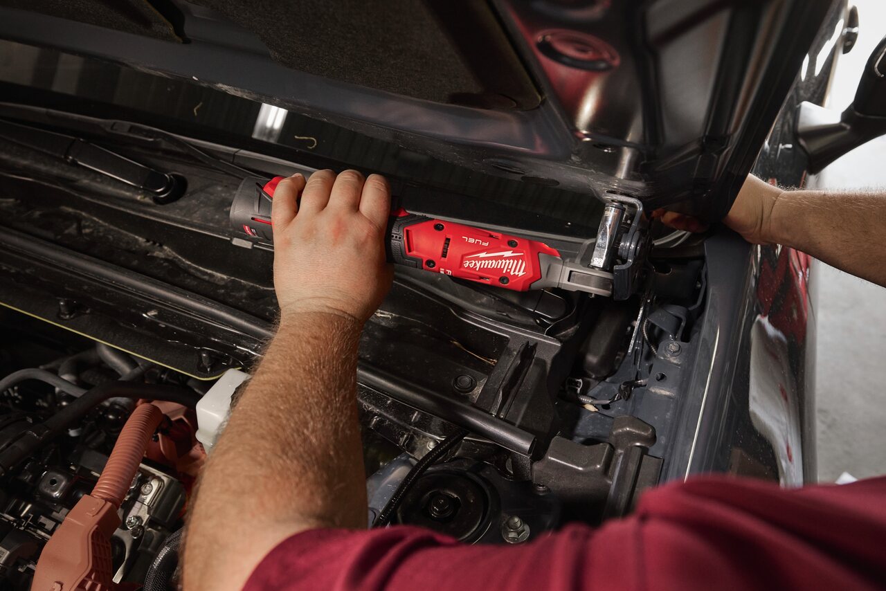 Milwaukee M12 new generation impact ratchet M12FIR14G2