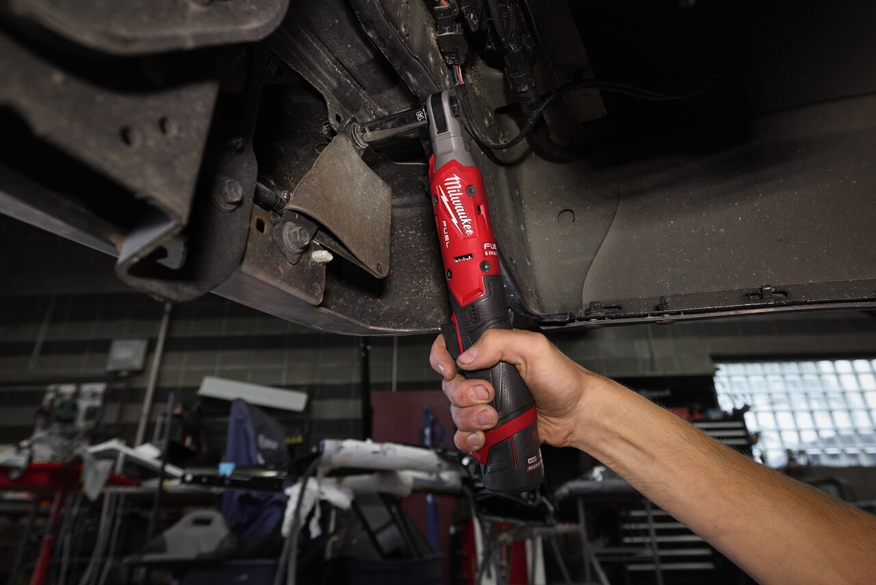 Milwaukee M12 fuel new gen 3//8" ratchet