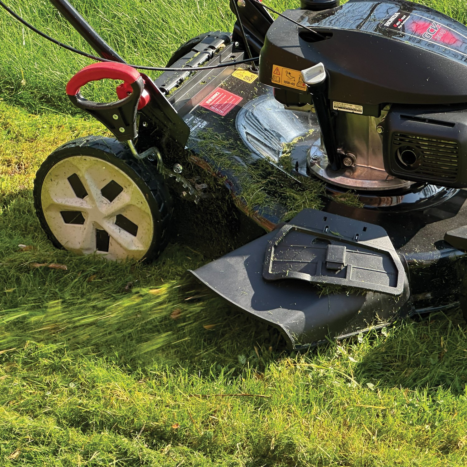 SIP Honda-Powered 56cm Petrol Lawnmower 08228