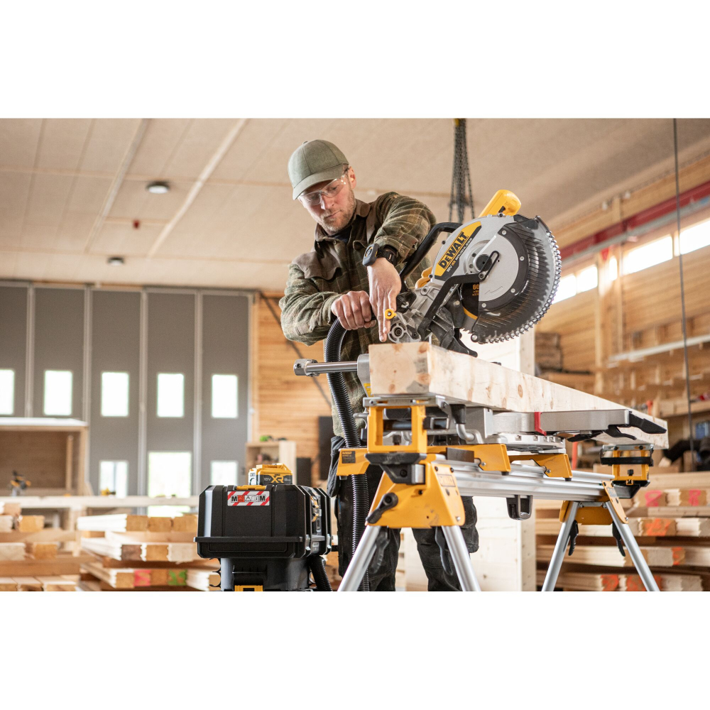 DeWalt DCS782N-XJ 18v XR Cordless Mitre Saw (Body Only)
