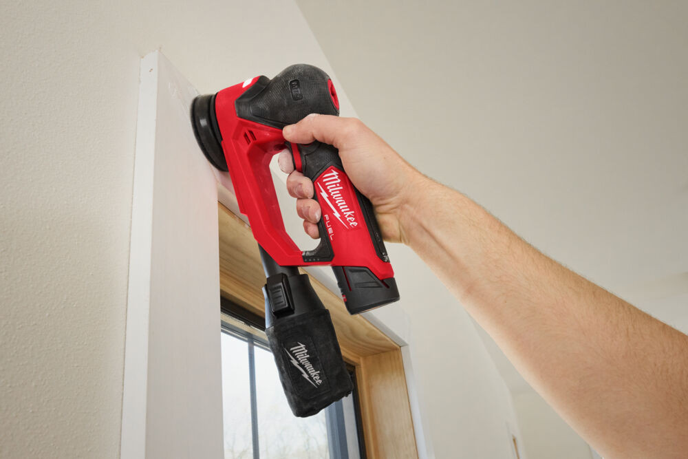 Milwaukee M12FSDR75-202B M12 Fuel 75mm Random Orbit Sander Kit