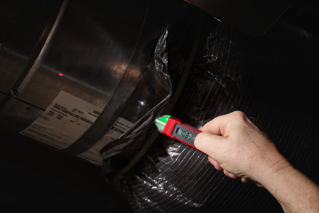 Milwaukee Non Contact Voltage Detector with Laser Thermometer 2225-20
