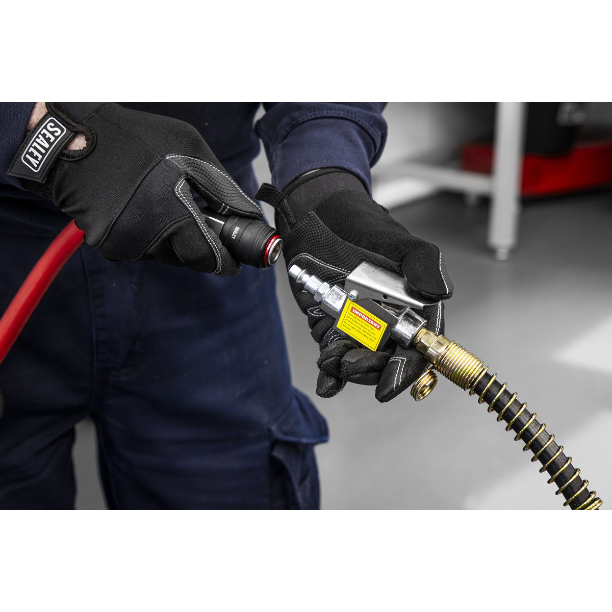 Sealey Viking Professional Long Reach Air/Manual Operation Trolley Jack with Rocket Lift 10 Tonne 10001A
